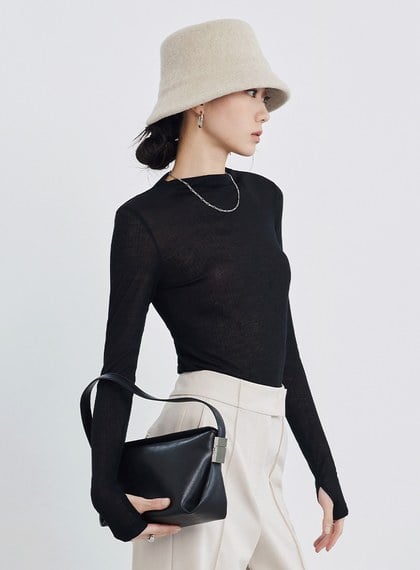 半高領舒適高彈內搭上衣